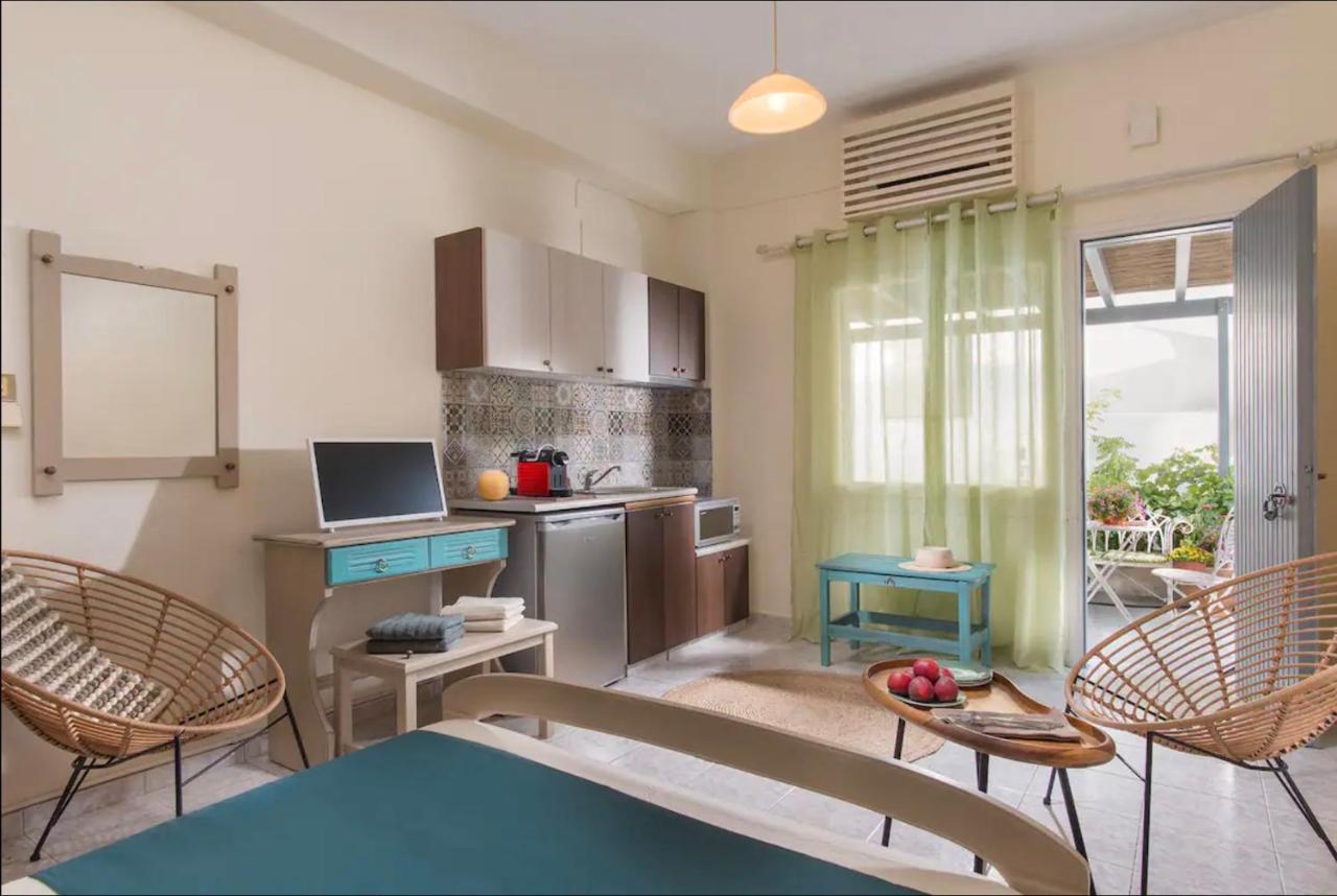 Astera Studio Is A Peaceful Place To Stay! Adamantas  Ngoại thất bức ảnh